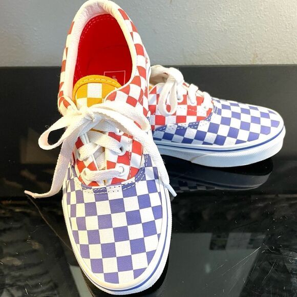 New Vans Off the Wall Master Multi-Colored Checkered Low Top Youth Sneakers 2.5Y - Picture 1 of 11